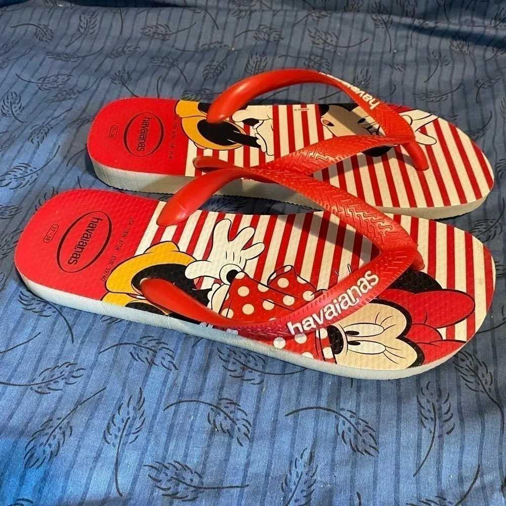 Havianas x Disney Minnie Mouse flip flops 7/8